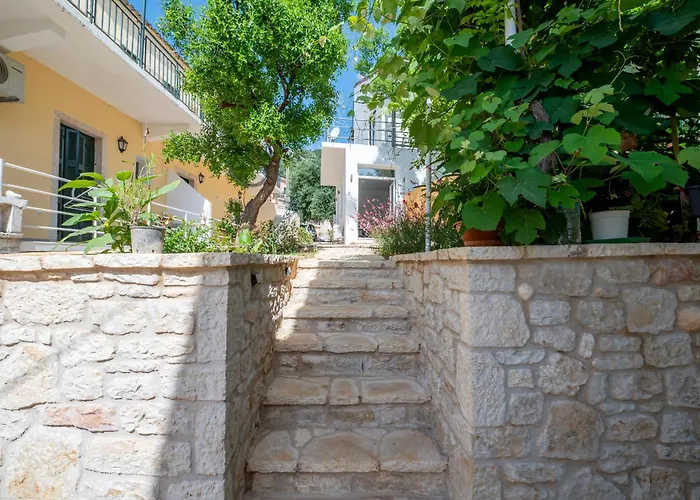 Kaminaki Appartement Katávolos